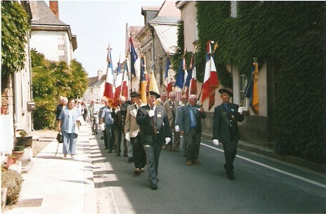 Retr  10-17èm à Vallères ( Indre et Loire ) en 2007 avec 619 personnes